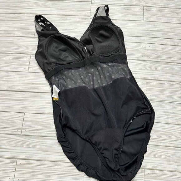 Inches Away Black & White Polka Dot One-Piece Swimsuit 8 Tummy Control - Picture 5 of 11